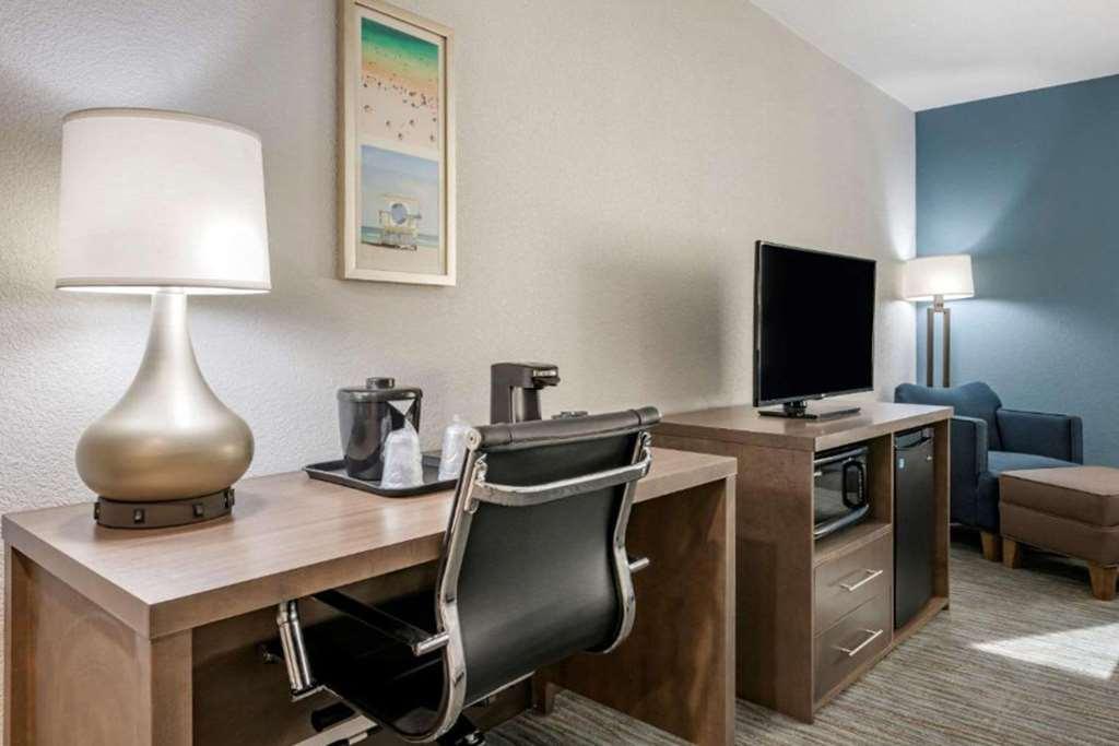 Comfort Inn & Suites Downtown Brickell-Port Of Miami Szoba fotó